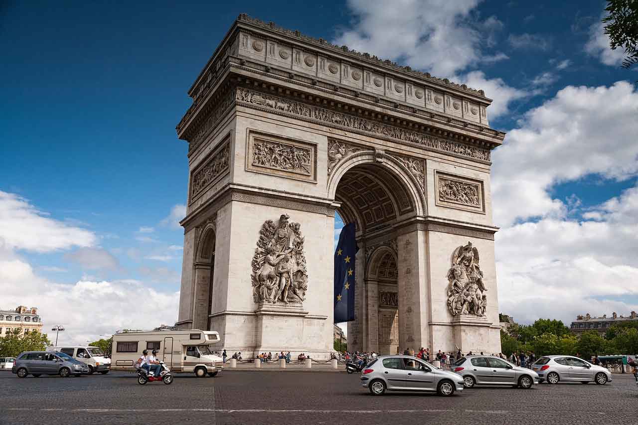 rekomendasi wisata perancis Arc de Triomphe