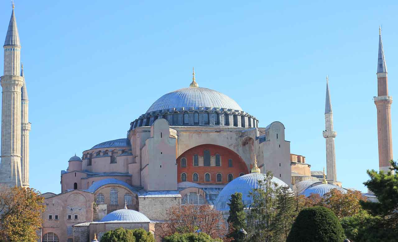 Wisata Turki Saat Musim Dingin Hagia Sophia