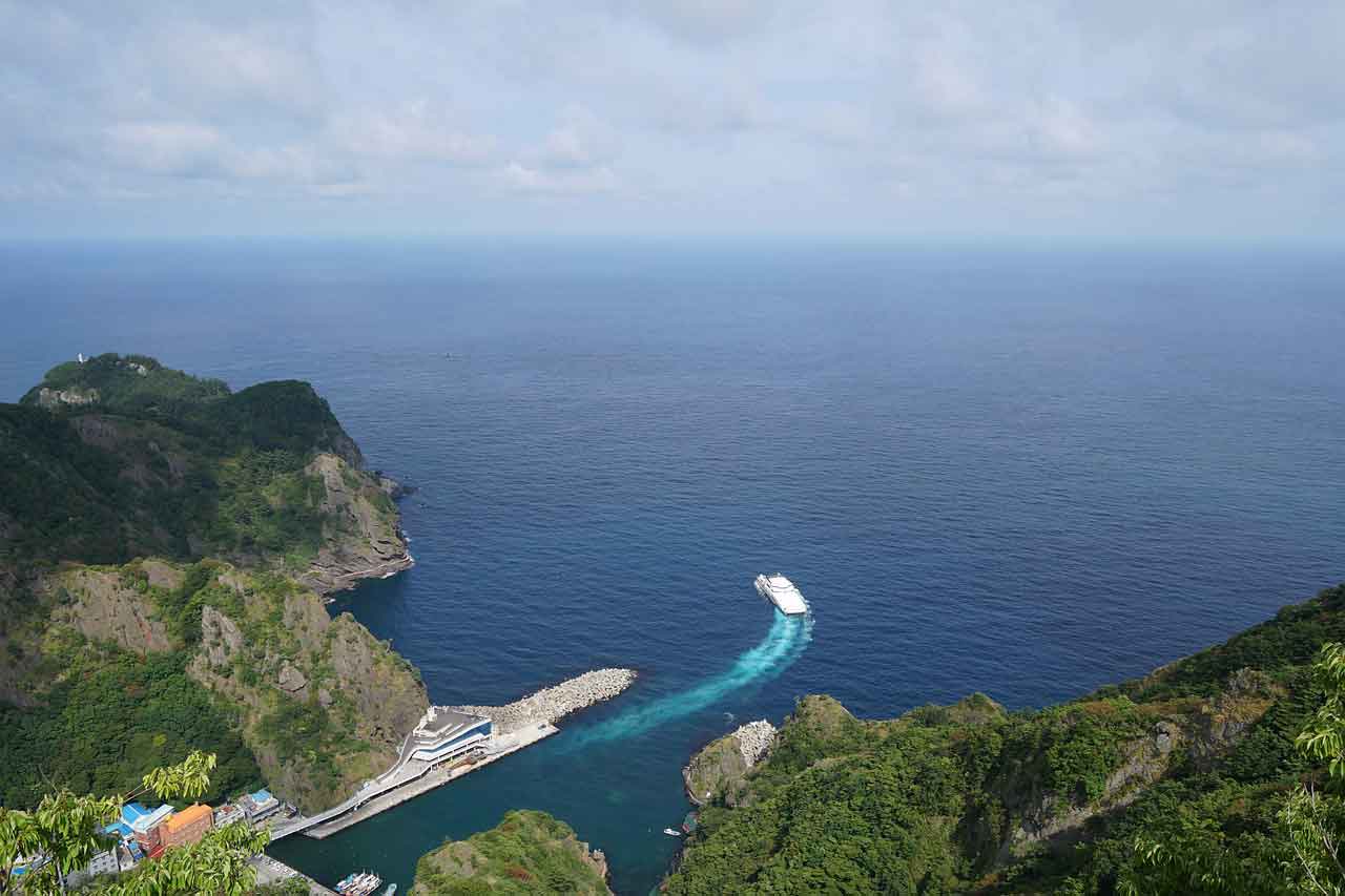 Wisata Alam di Korea Selatan Uleung Island