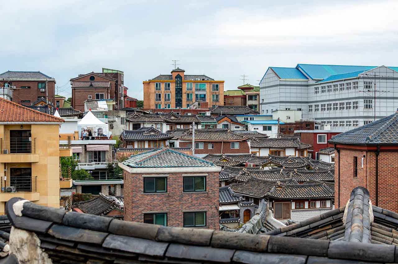 Tempat Wisata Populer di Seoul bukchon hanok village