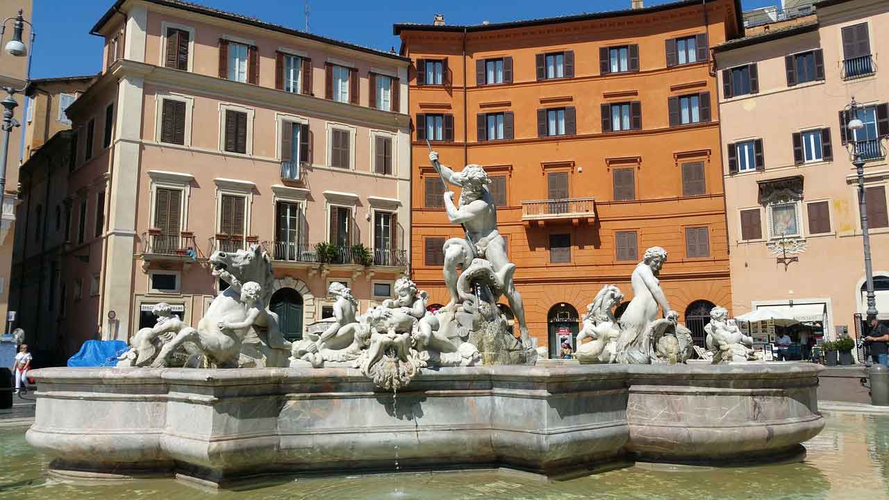 Tempat Wisata Populer di Italia Piazza Navona