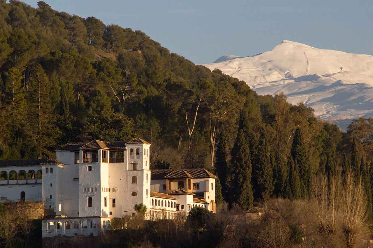 Tempat Wisata Populer di Spanyol sierra nevada
