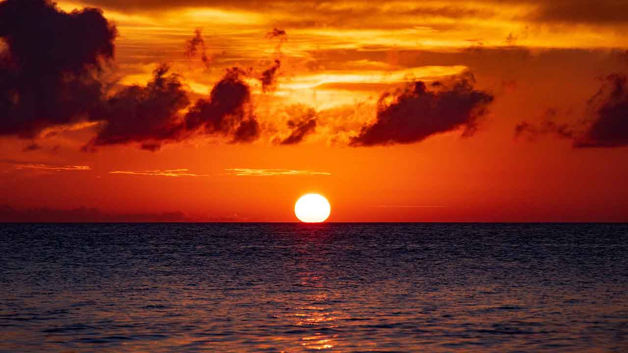 Wisata Pantai Terbaik di Jepang Manza
