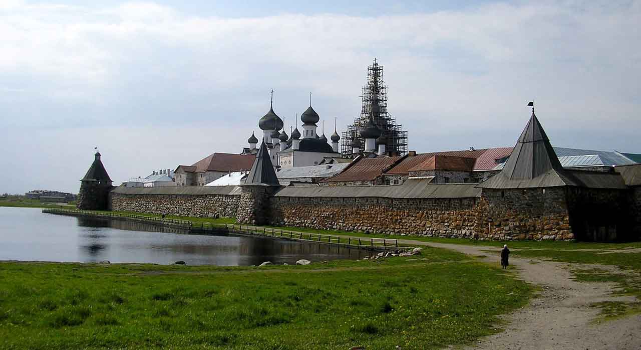 Wisata Pantai Terbaik di Rusia Pantai Solovetsky