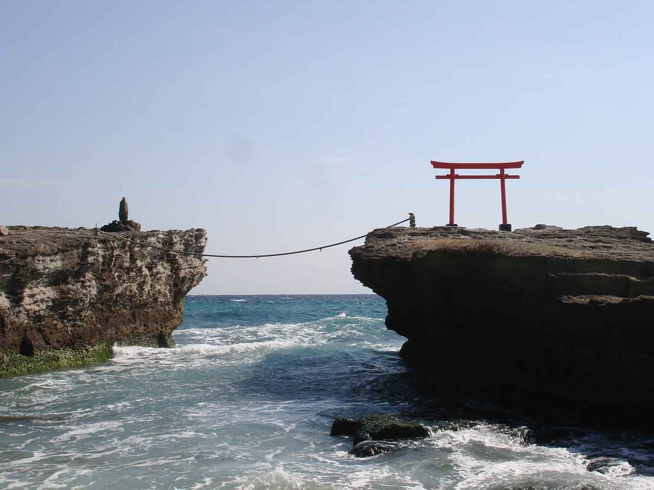 Wisata Pantai Terbaik di Jepang Shirahama