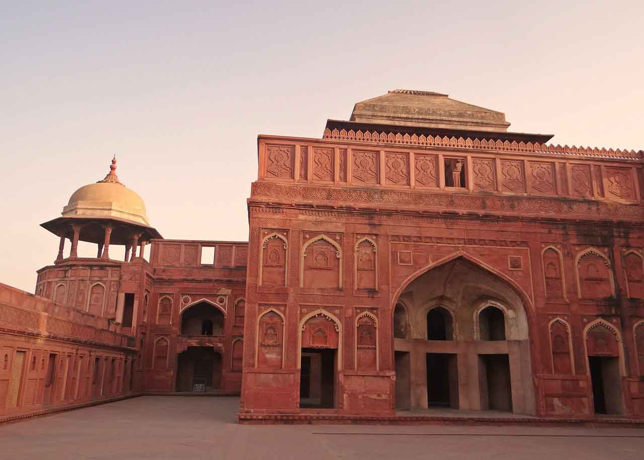 Tempat Bersejarah di India Agra Fort