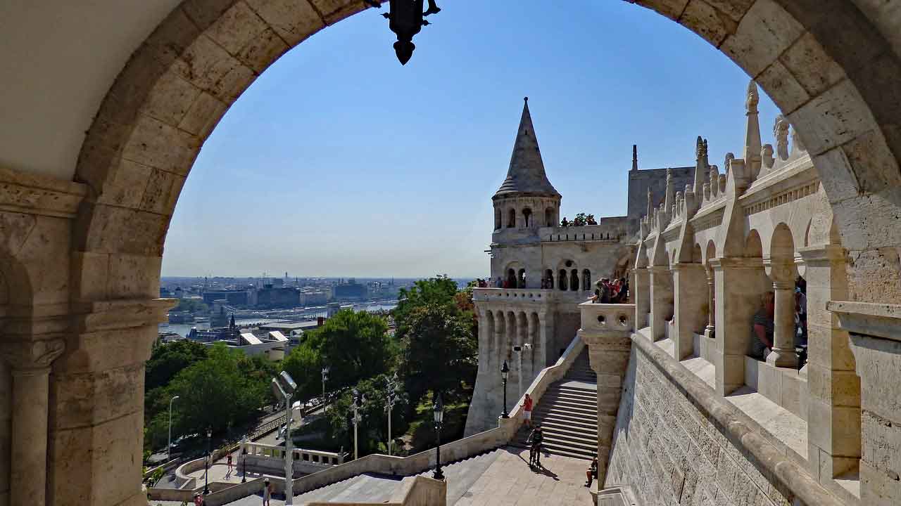 Tempat Bersejarah di Eropa Timur Fisherman Bastion