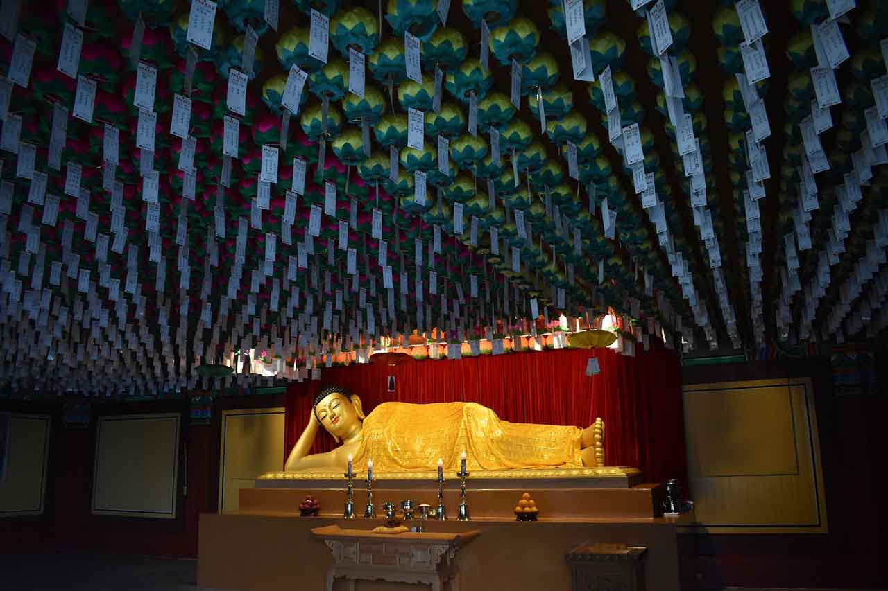 Tempat Bersejarah di Korea Selatan Haedong Younggungsa Temple