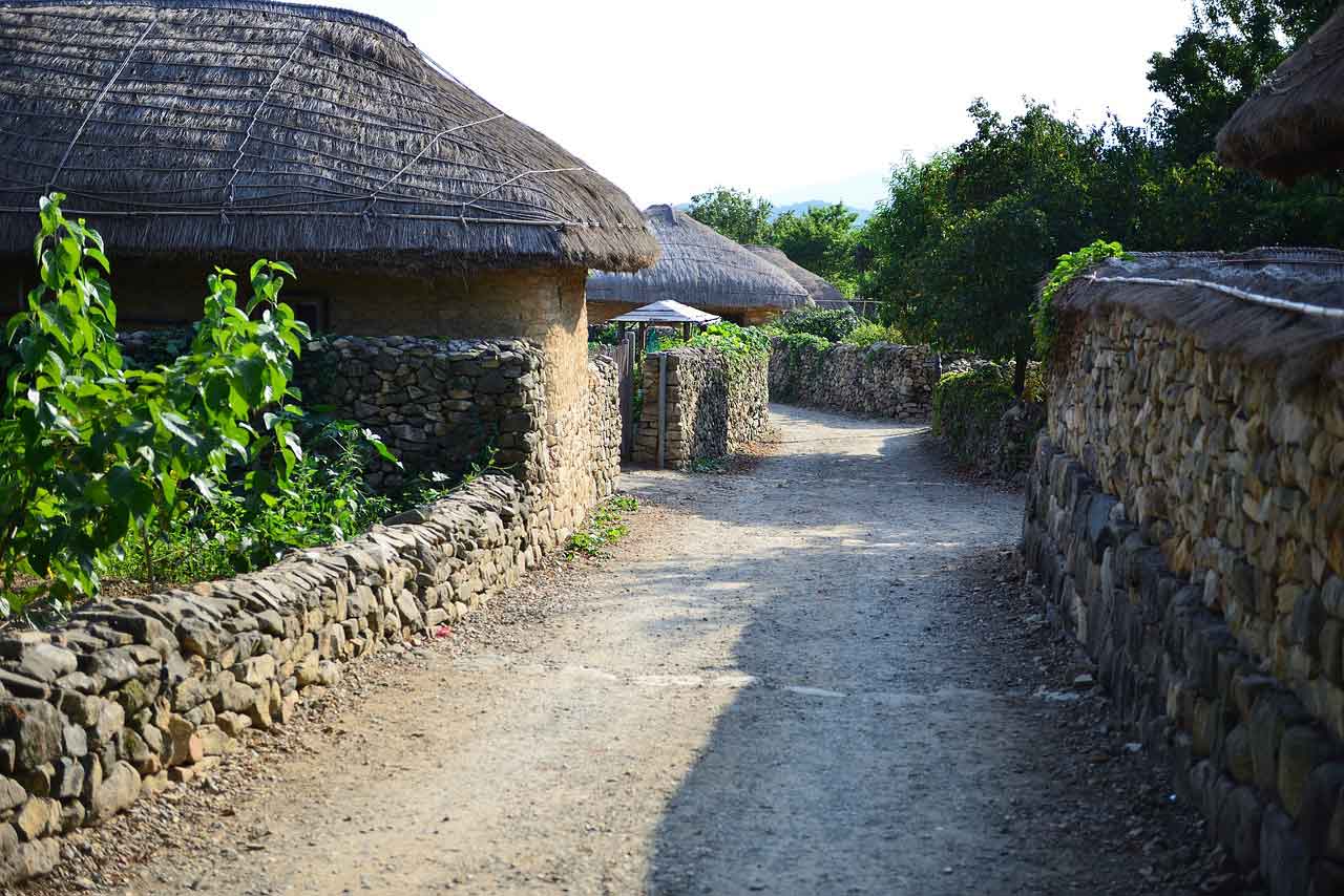 Tempat Bersejarah di Korea Selatan Naganeupseong Folk Village