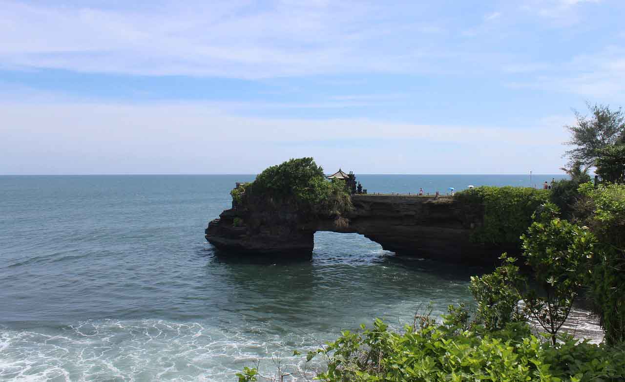 Tempat Bersejarah di Bali Pura Luhur Uluwatu