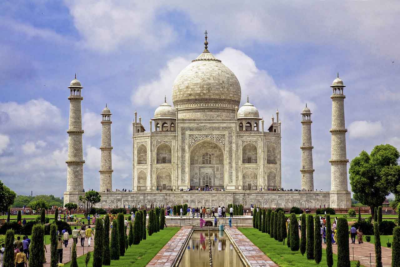 Tempat Bersejarah di India Taj Mahal