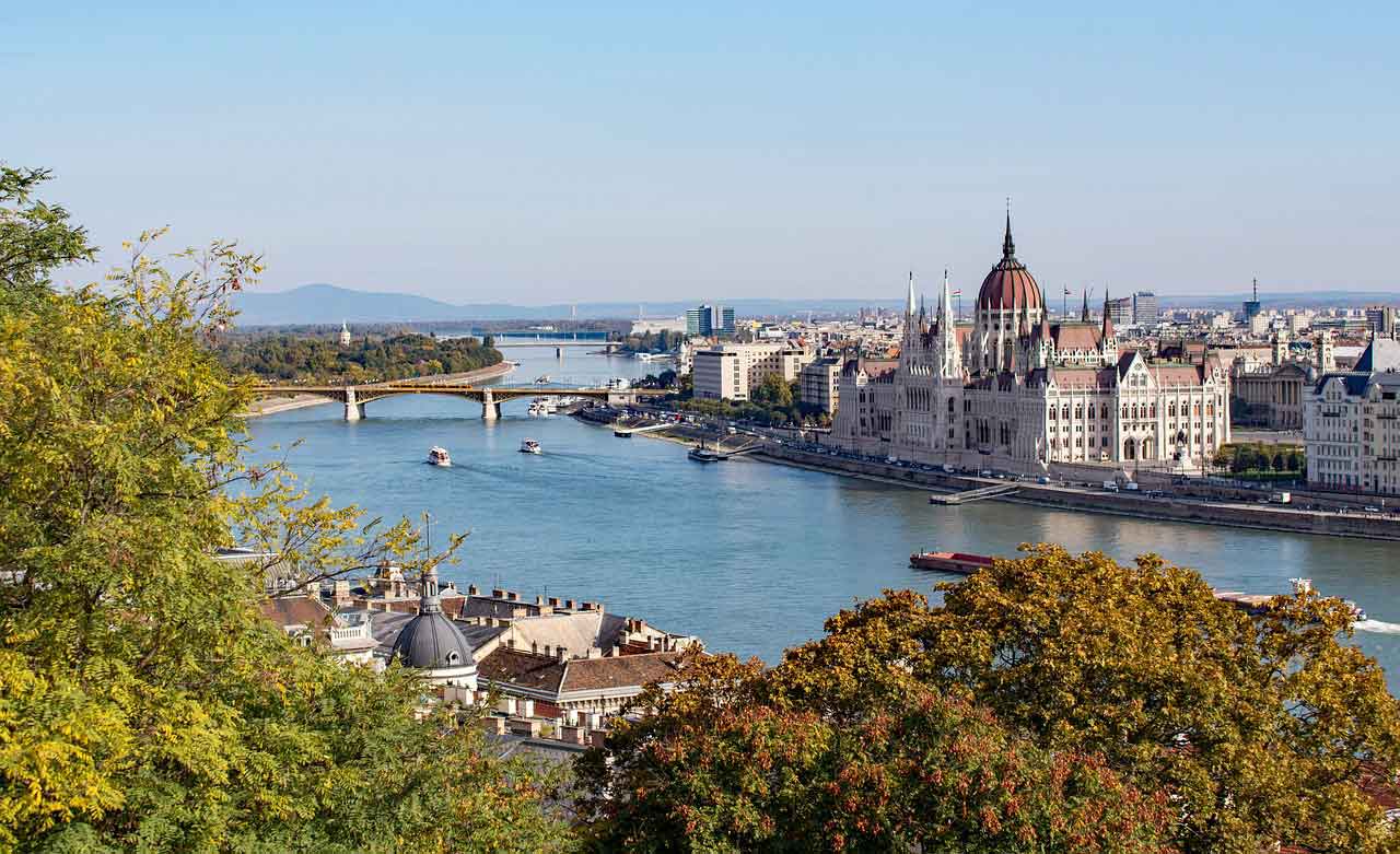 Wisata Halal di Eropa Timur Budapest