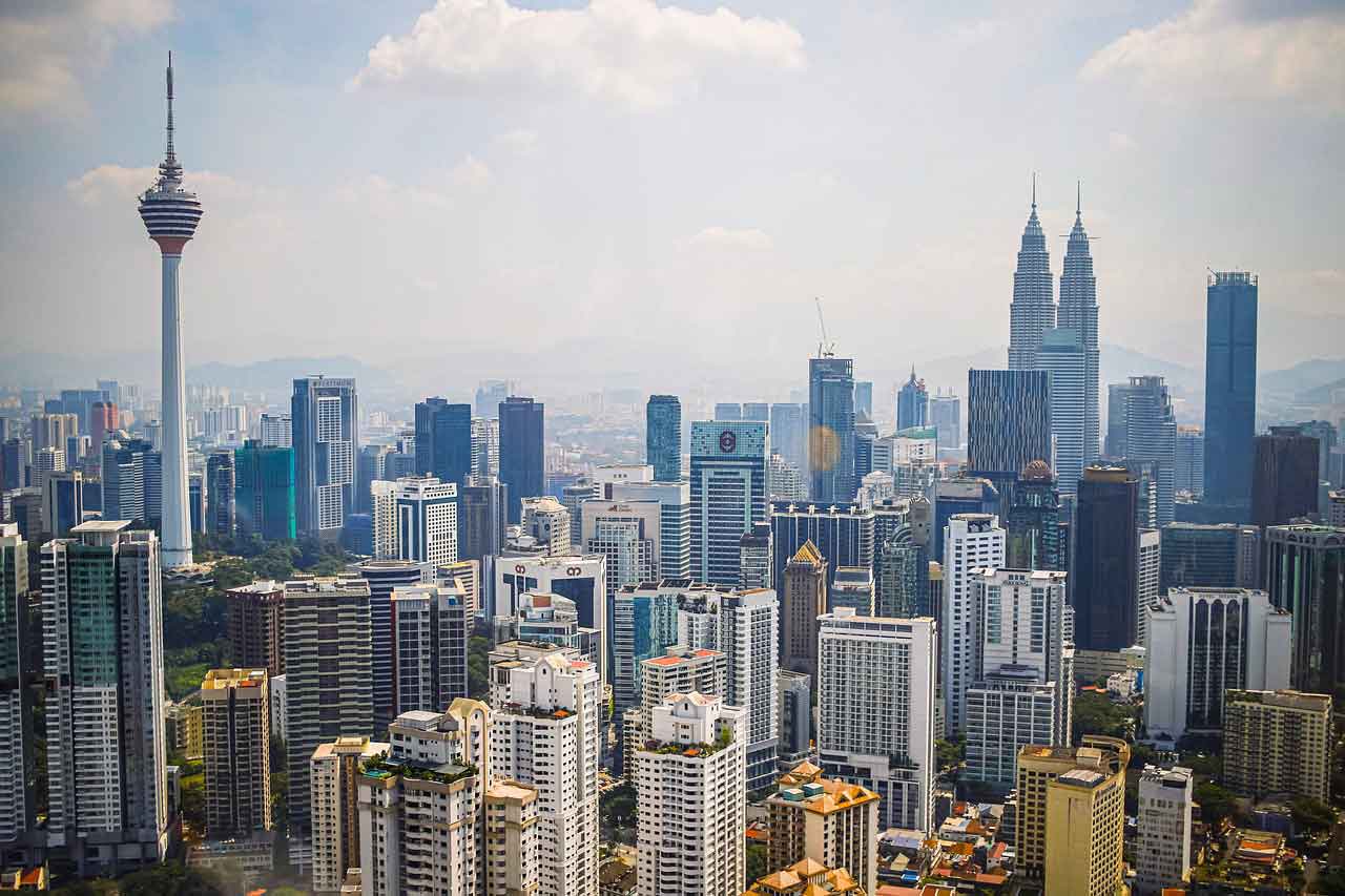 Wisata Halal di Dunia Malaysia