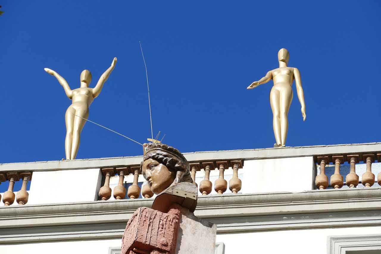Museum Sejarah di Spanyol museum patung nasional