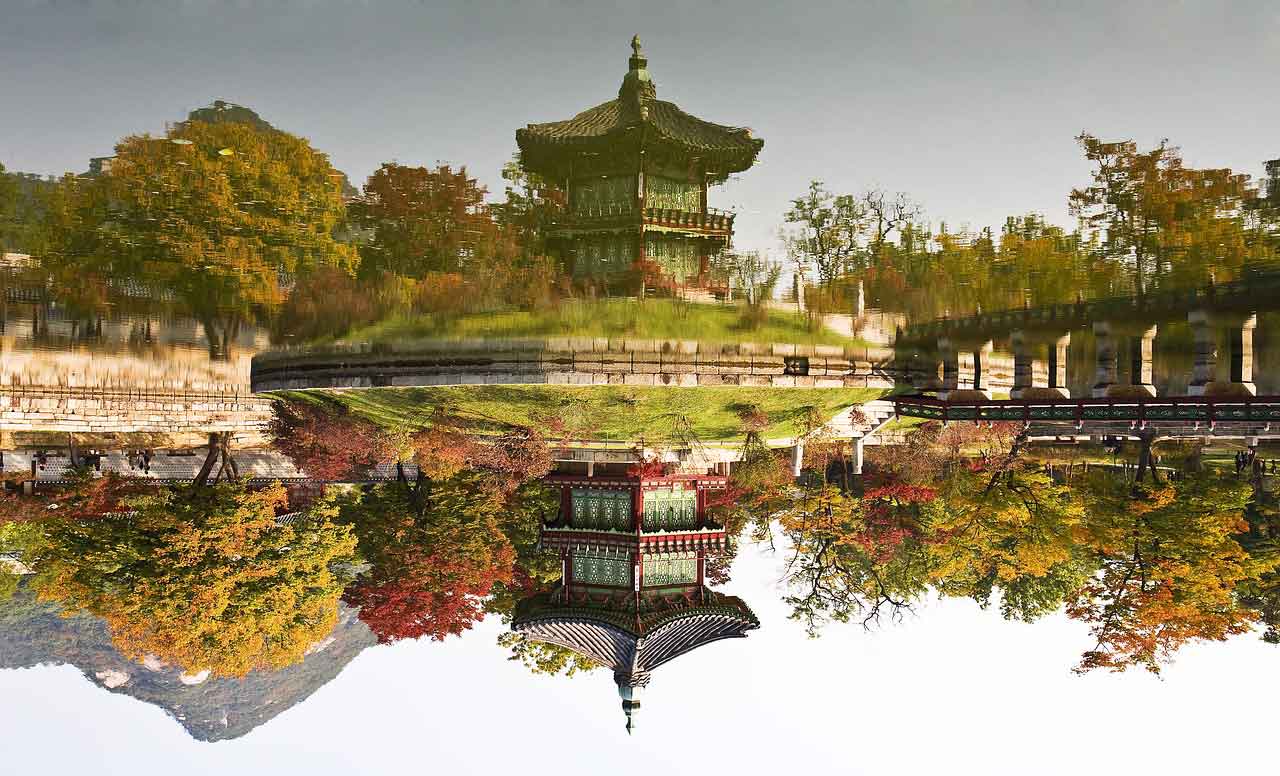 Wisata Halal di Korea Selatan istana Gyeongbok