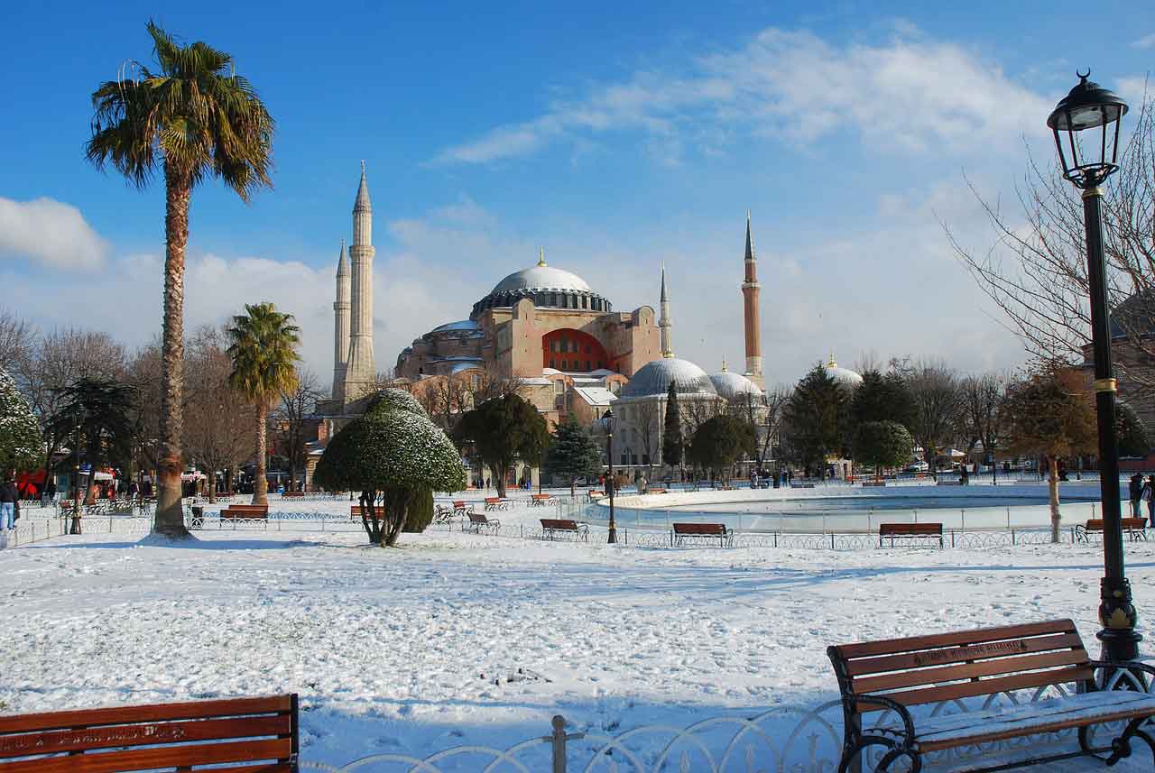 Wisata Halal di Turki Masjid Hagia Sophia