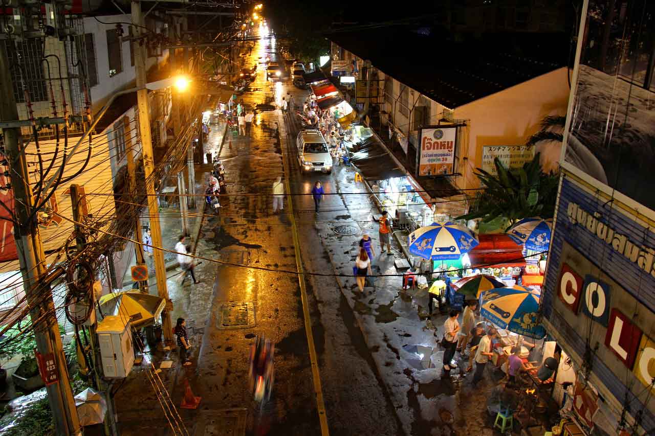 Wisata Halal di Bangkok Patpong