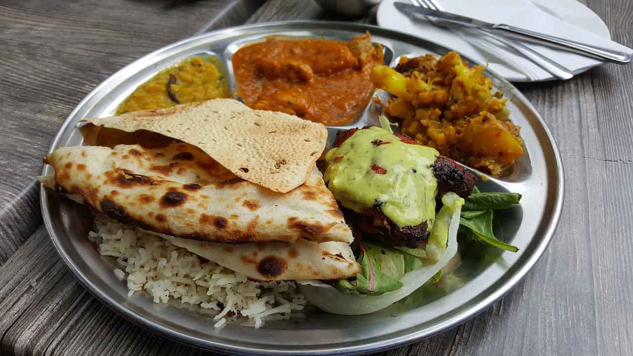 Wisata Kuliner Halal di Vietnam restoran khazaana indian halal