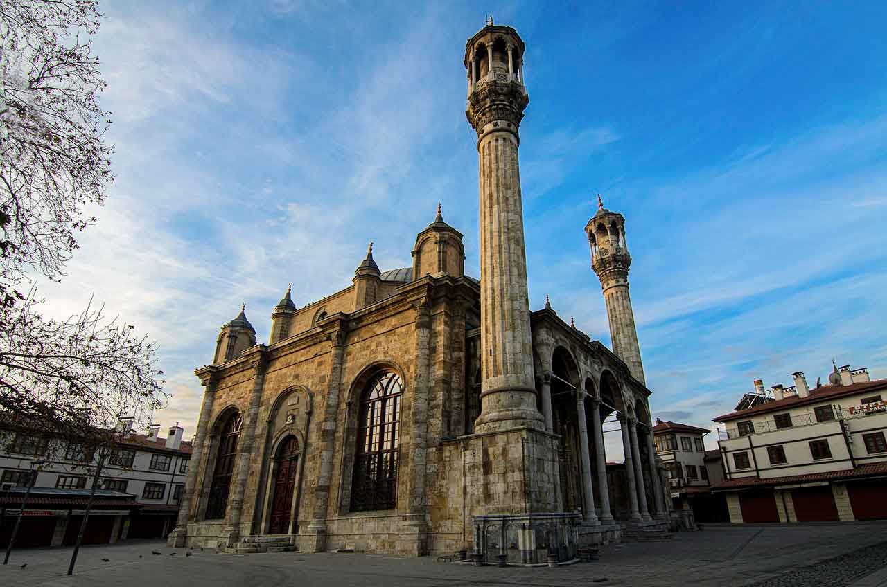 Wisata Halal di Inggris Masjid