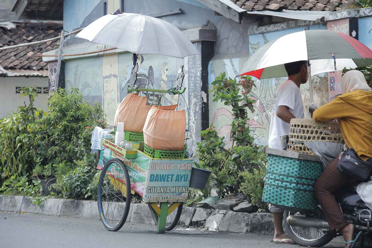 Wisata Halal di Yogyakarta gedung agung
