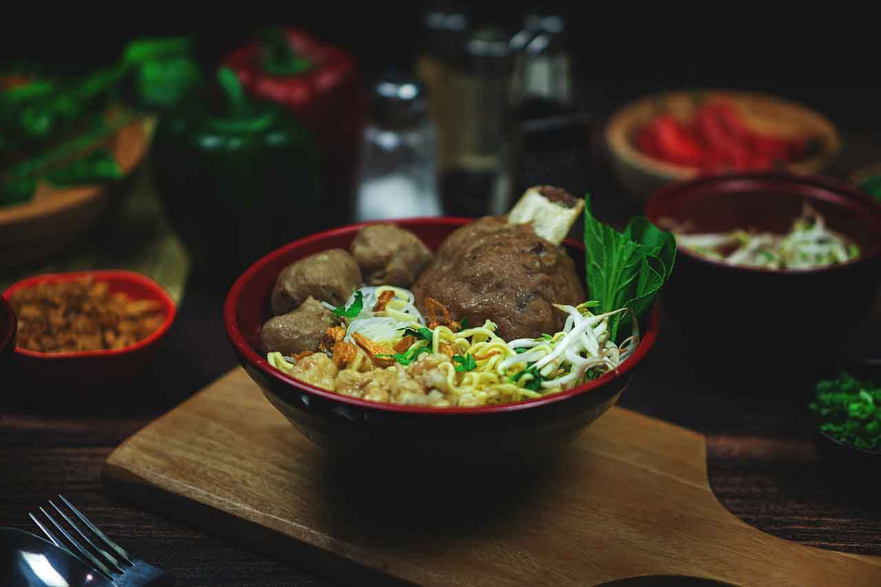 Wisata Kuliner Halal di Indonesia wisata kuliner kauman solo