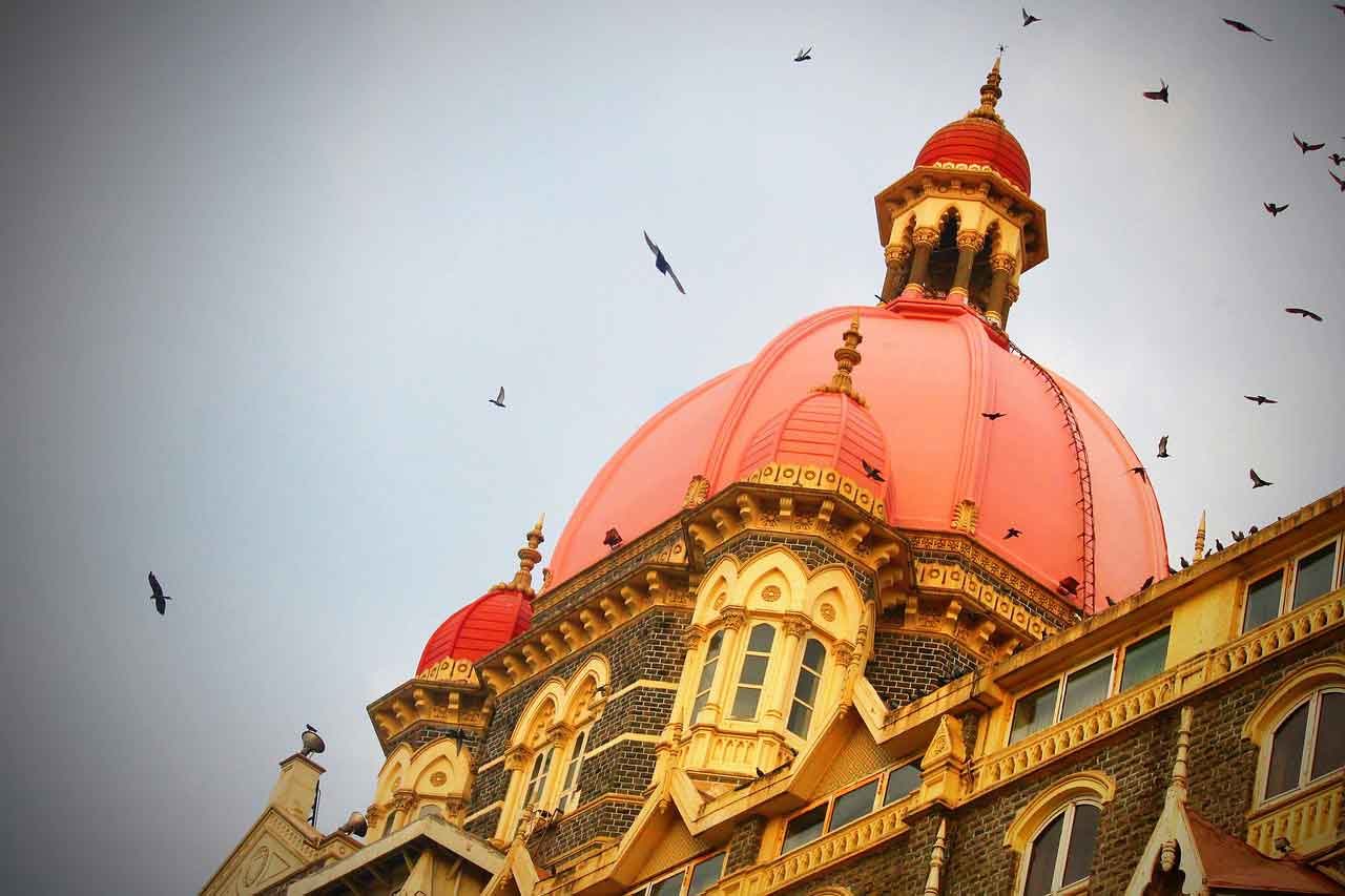 Wisata Religi di India Masjid Haji Ali Dargah