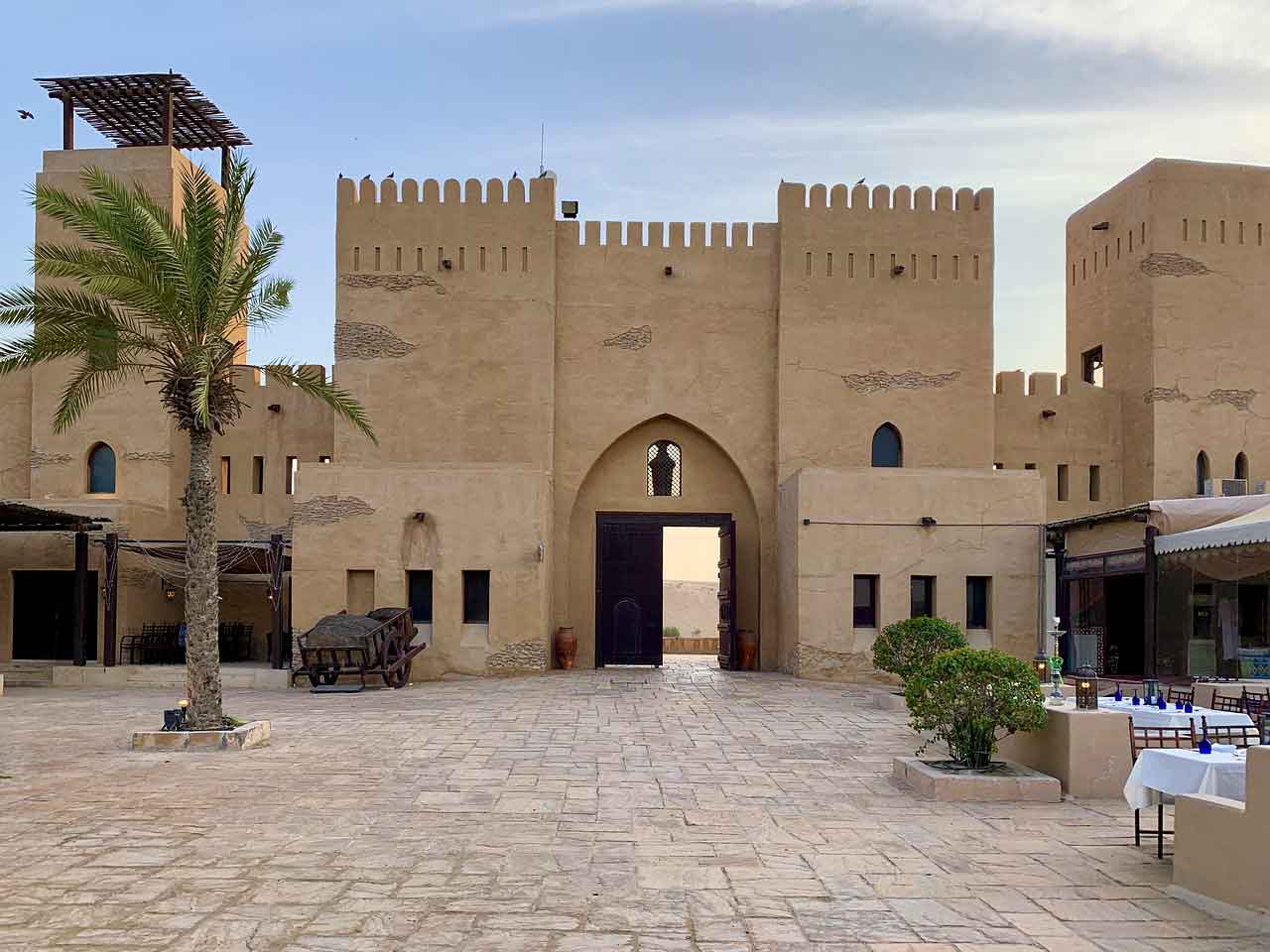 Wisata Religi di Uni Emirat Arab Masjid Jumeirah