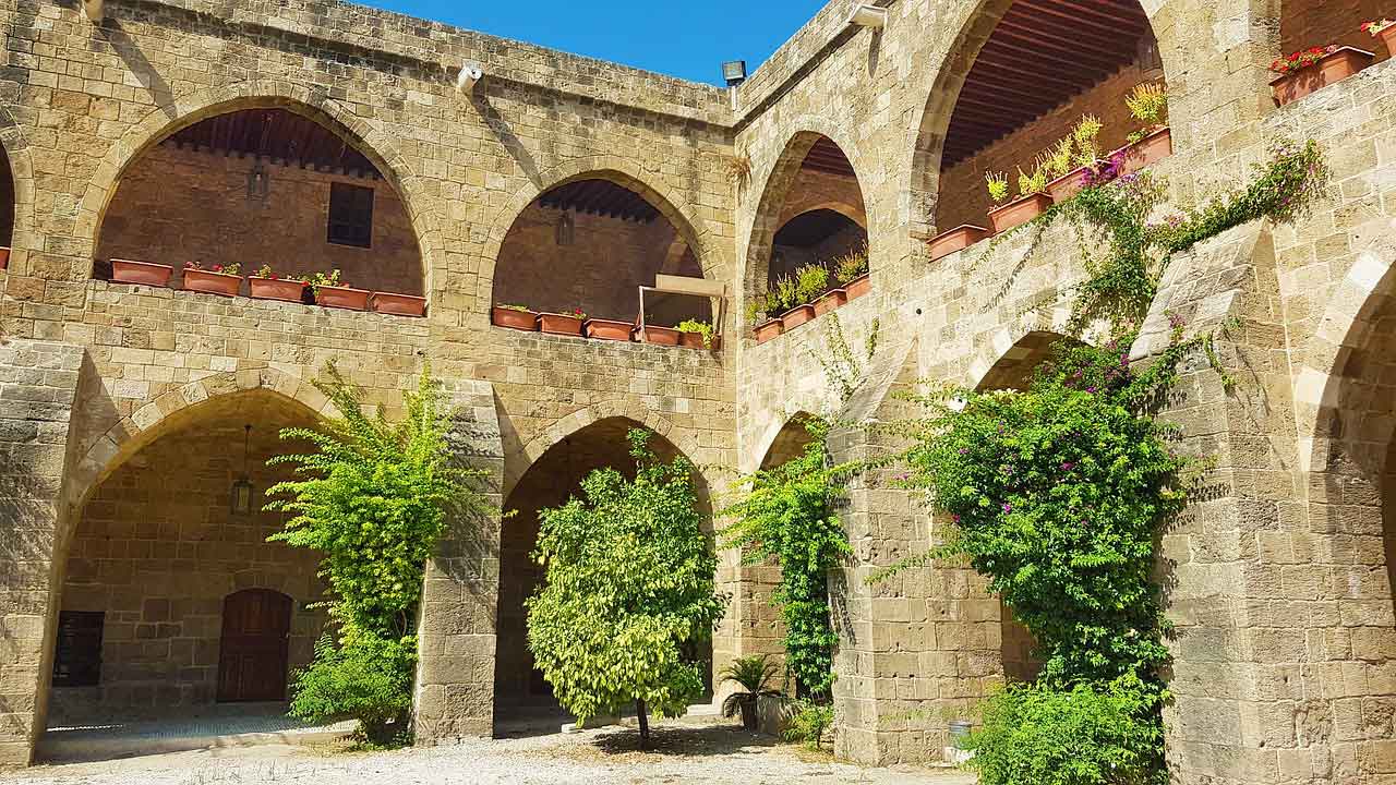 Wisata Religi di Lebanon Kota Sidon