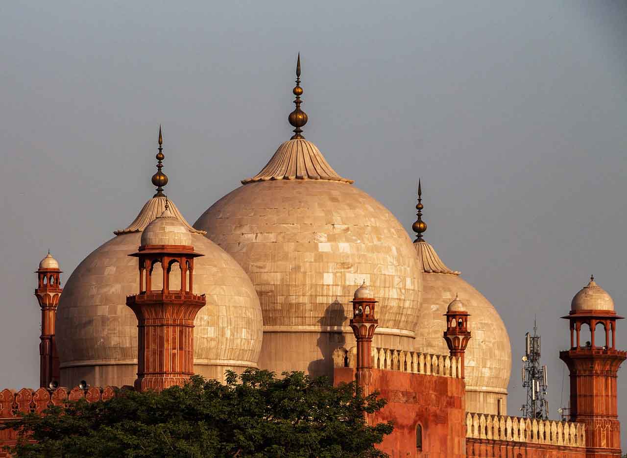 Wisata Religi di Pakistan Masjid Badshahi