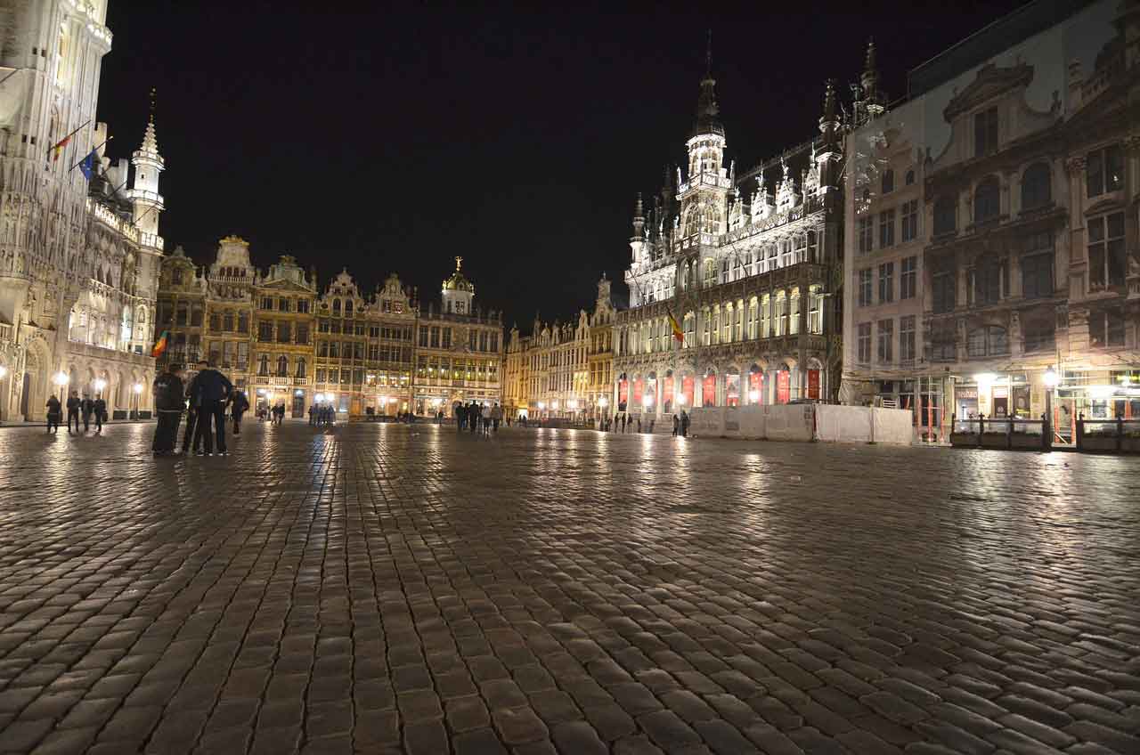 wisata religi di Belgia grand place