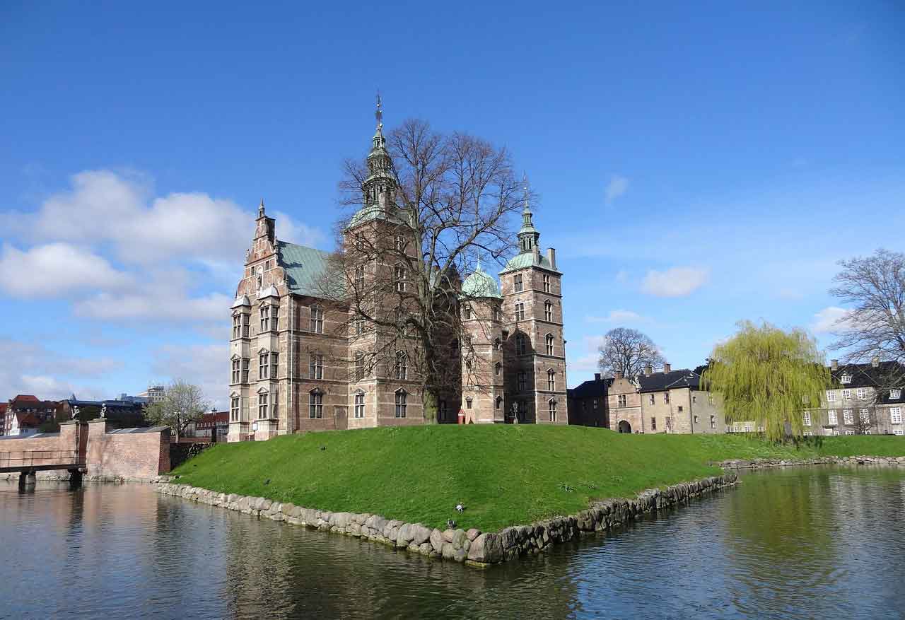 wisata religi di Denmark kastil rosenborg