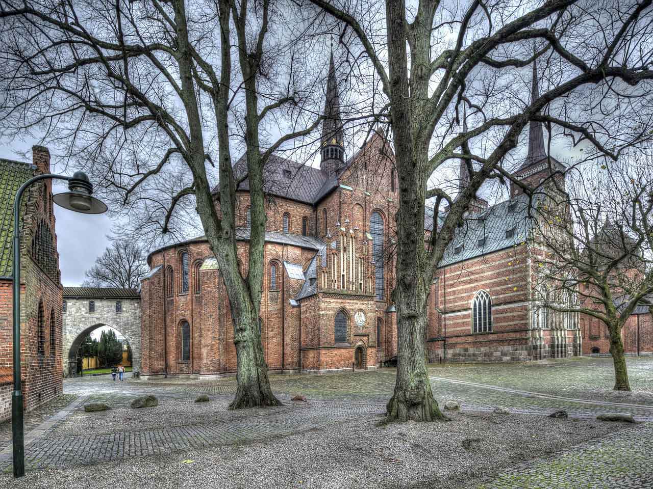 wisata religi di Denmark katedral roskilde