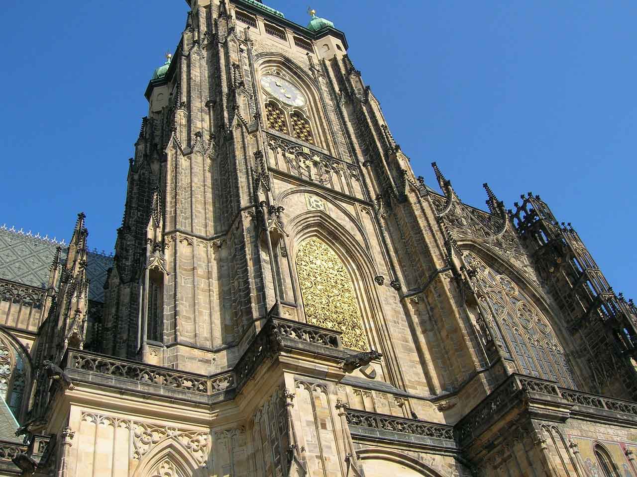 wisata religi di Ceko katedral st vitus
