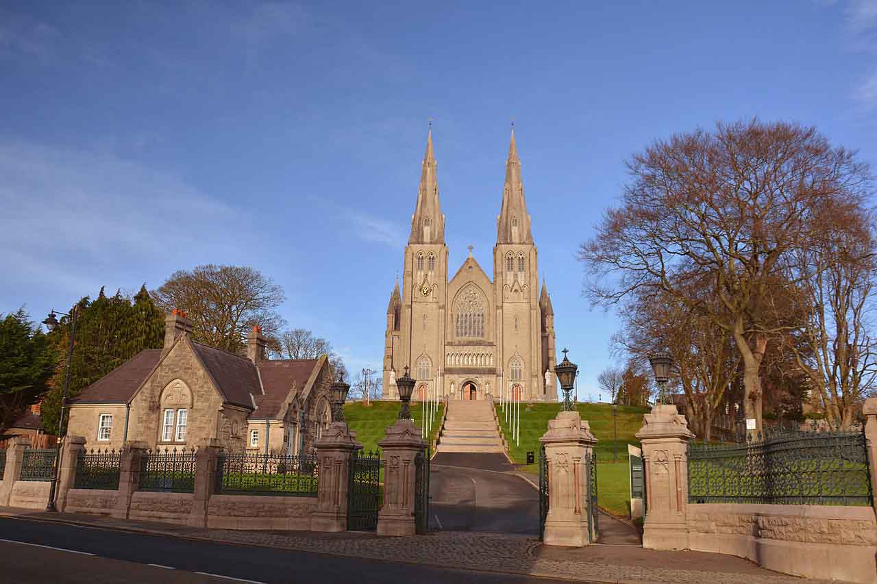 wisata religi di Irlandia armagh