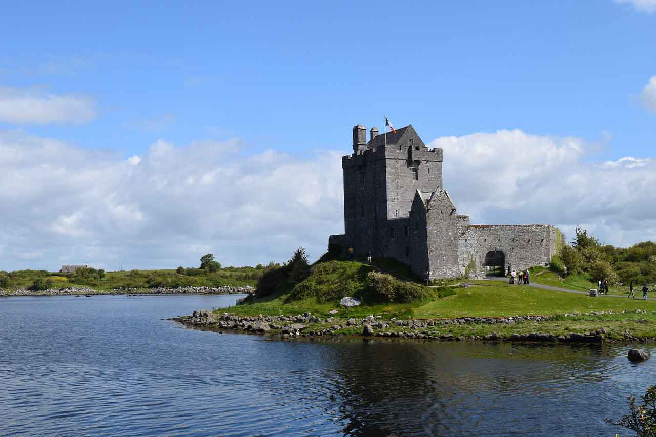 wisata religi di Irlandia biara ennis