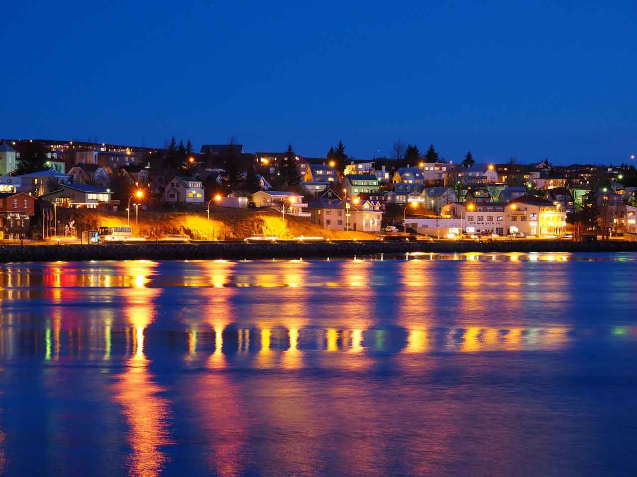 wisata religi di Islandia Hafnarfjordur