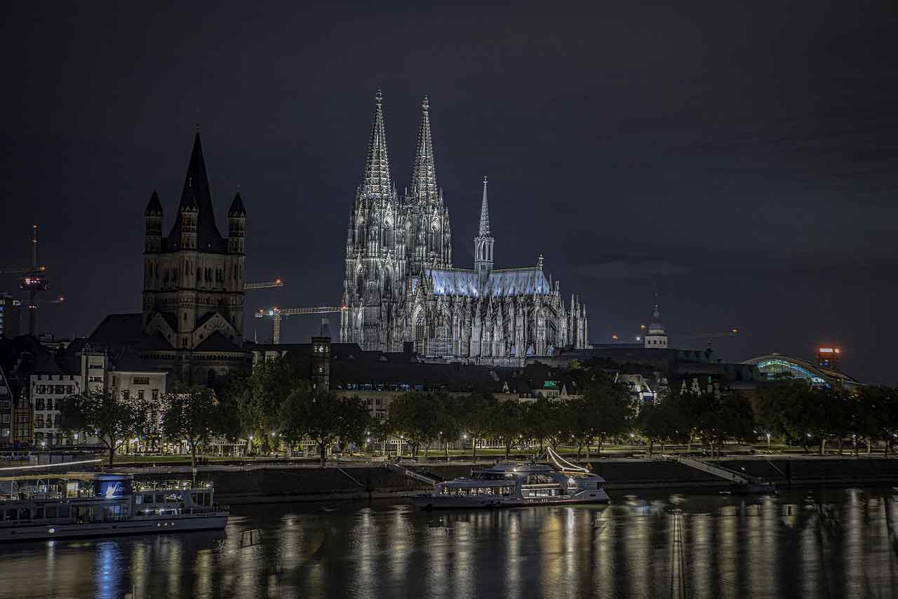 wisata religi di Jerman katedral cologne