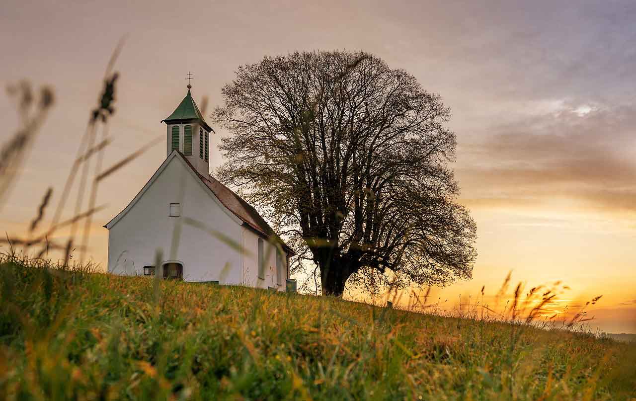 wisata religi di Islandia thingvellir church
