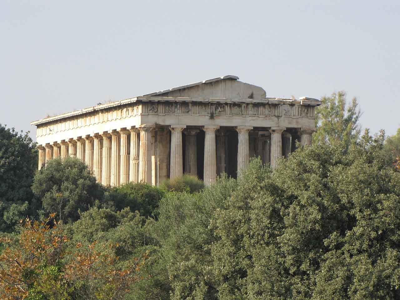 wisata religi di Yunani temple of hephaestus