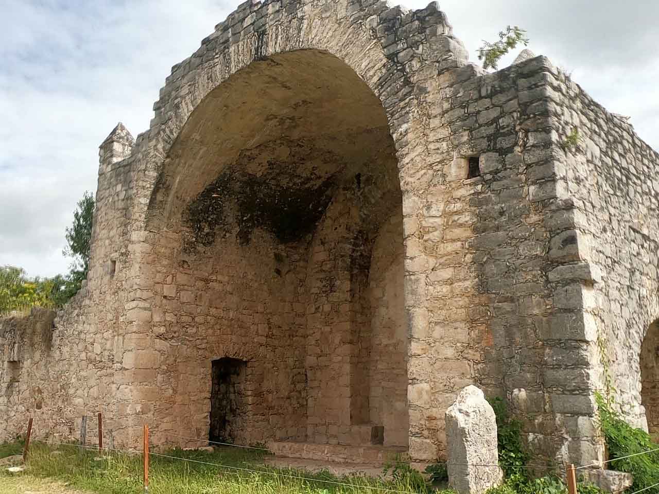 wisata religi di Meksiko dzibilxhaltun