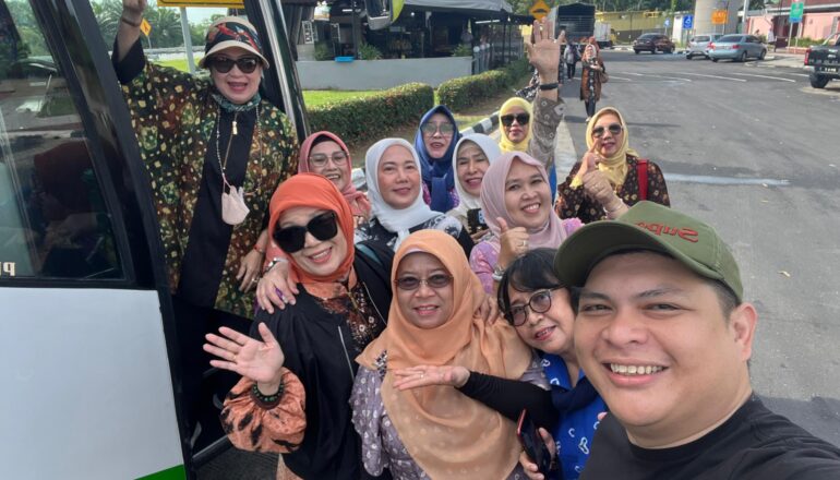 7 Tips Memilih Travel Wisata Halal yang Terpercaya untuk Liburan Nyaman Bersama Keluarga