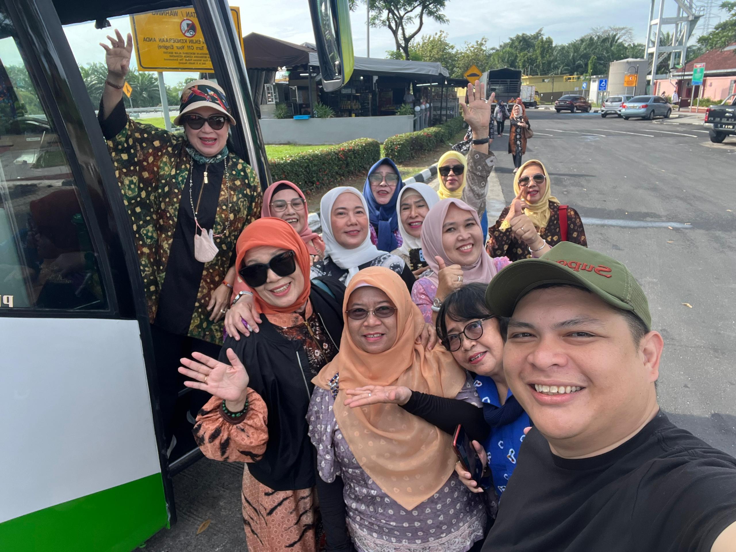 7 Tips Memilih Travel Wisata Halal yang Terpercaya untuk Liburan Nyaman Bersama Keluarga