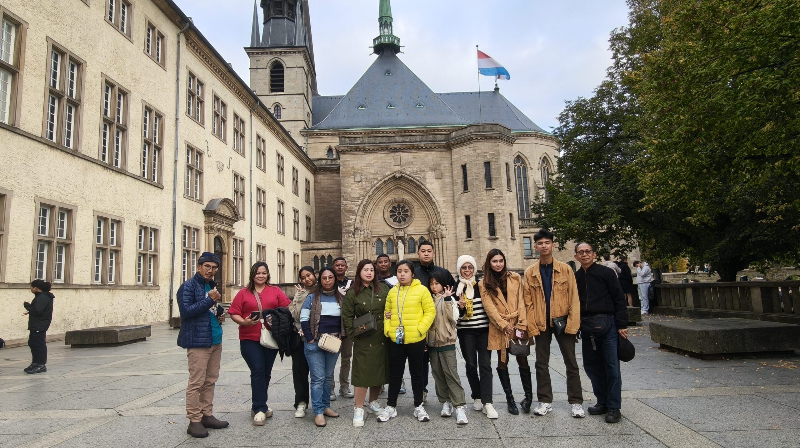 Wisata Halal Eropa Barat Autumn Season 11D8N - Luxembourg