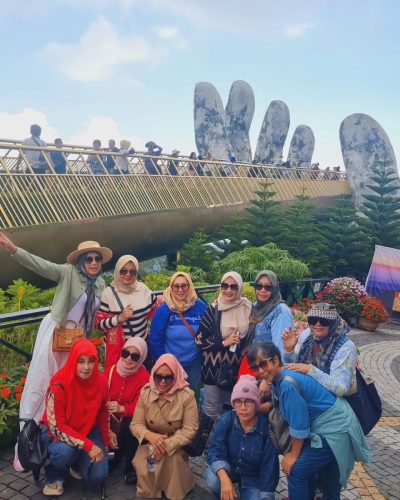 Tour Vietnam