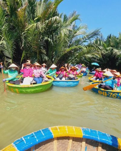 Tour Vietnam