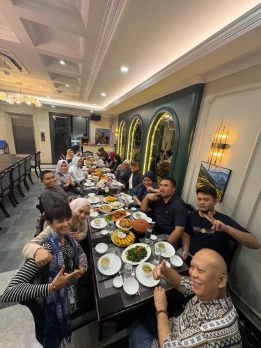Tour Vietnam