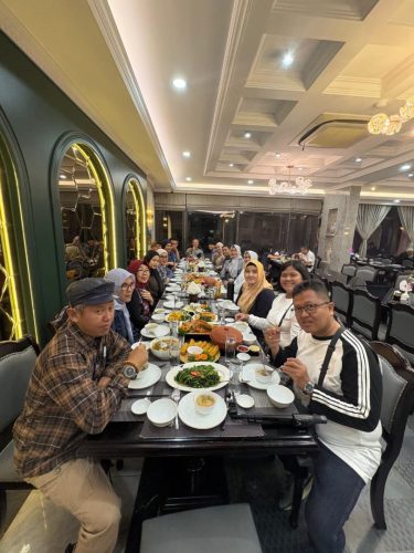 Tour Vietnam