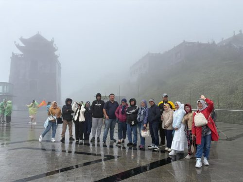 Tour Vietnam