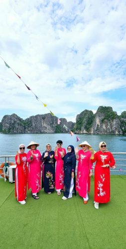 Tour Vietnam